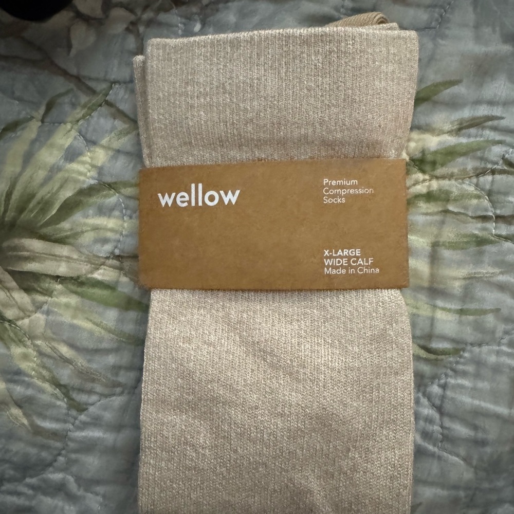 Wellow Premium Compression Socks
